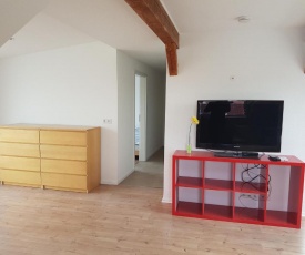 Dachstudiowohnung