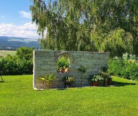 Ferienwohnung-Panoramablick-Küssaberg