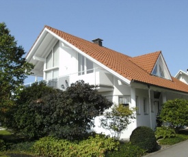 Haus Obere Weinburg
